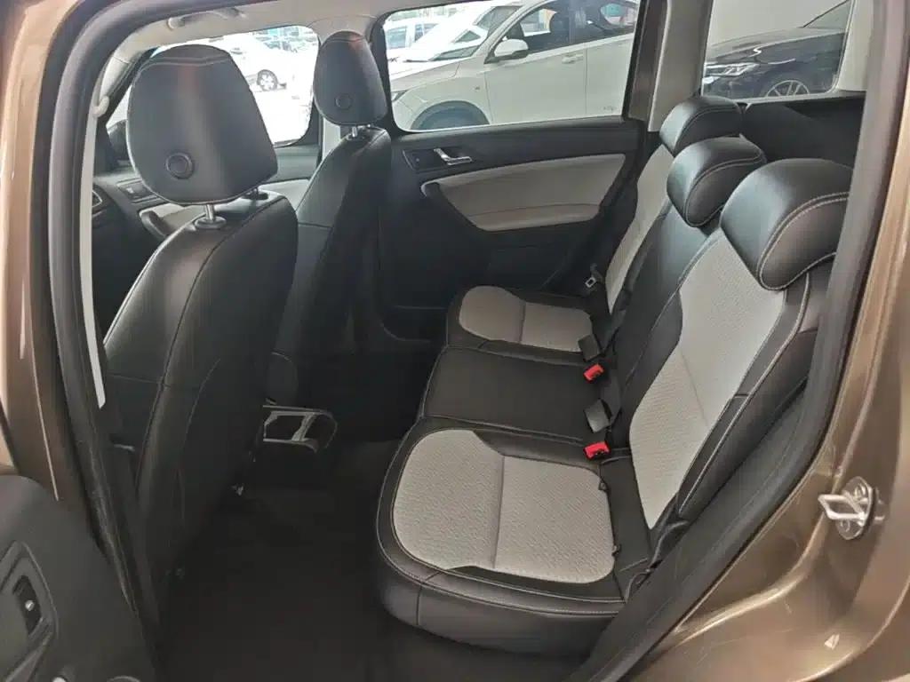 Yeti 2017 TSI280 DSG Forward Edition — миниатюра 17