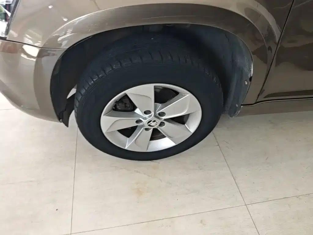 Yeti 2017 TSI280 DSG Forward Edition — миниатюра 23