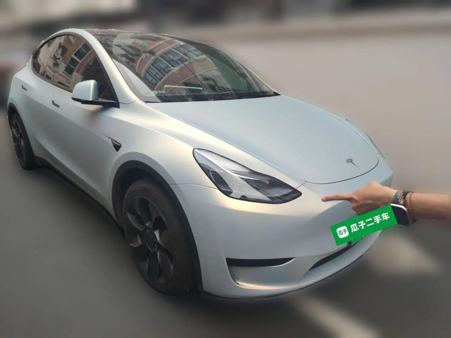Tesla Model Y 2022 Revised Version Rear-Wheel Drive — миниатюра 3