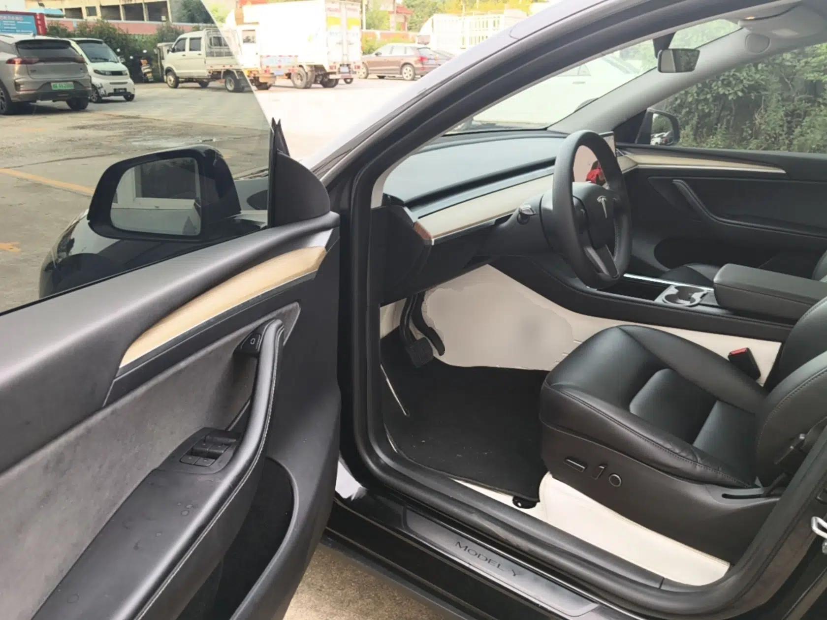 Tesla Model Y 2022 Revised Version Rear-Wheel Drive — миниатюра 18
