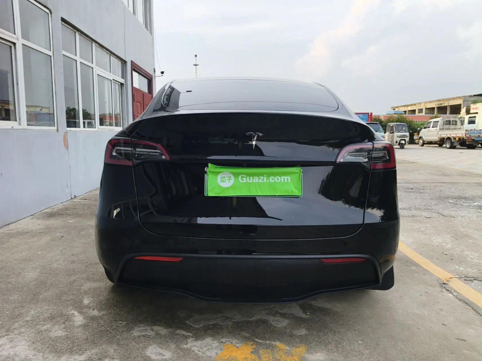 Tesla Model Y 2022 Revised Version Rear-Wheel Drive — миниатюра 5