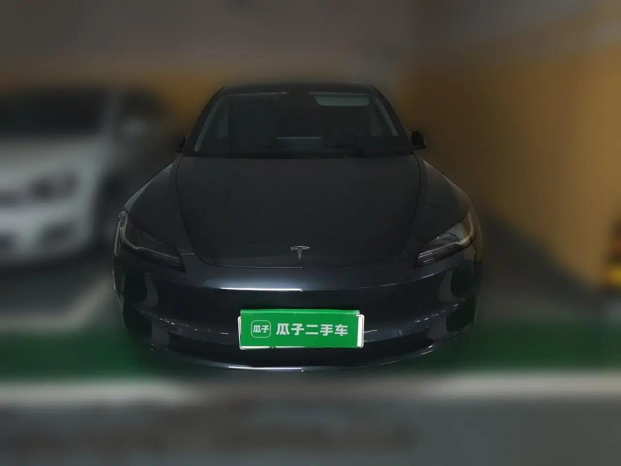 Tesla Model 3 2023 Rear-Wheel-Drive Version — миниатюра 2