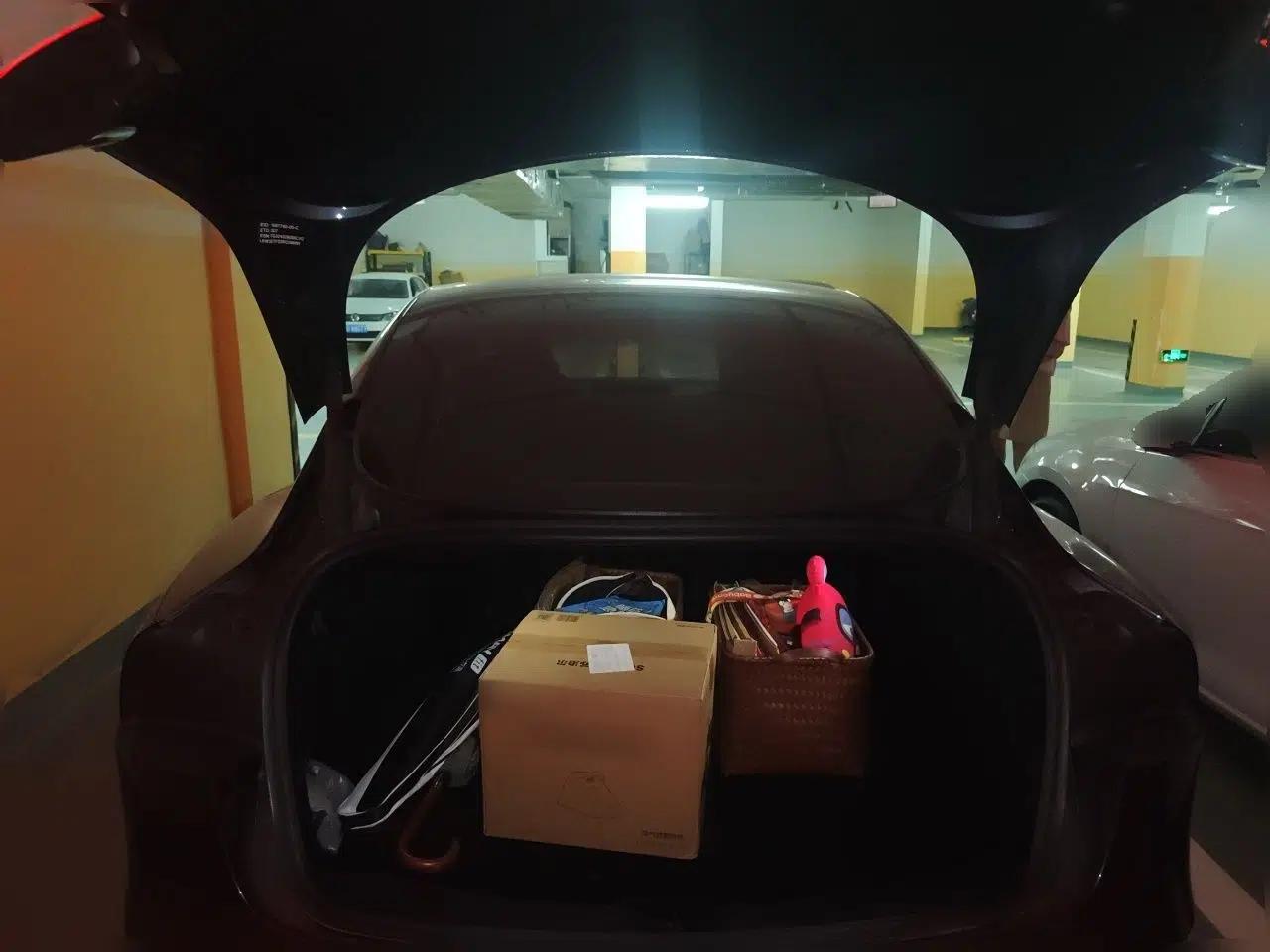 Tesla Model 3 2023 Rear-Wheel-Drive Version — миниатюра 19