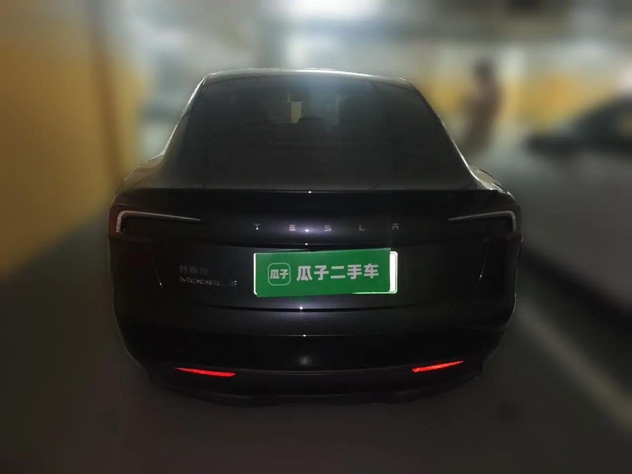 Tesla Model 3 2023 Rear-Wheel-Drive Version — миниатюра 5