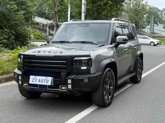 Jetour Traveler C-DM 2024 1.5TD DHT 129km 2WD Forest Edition