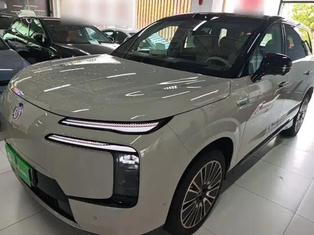 Denza N8L 2025 Model Flagship Model