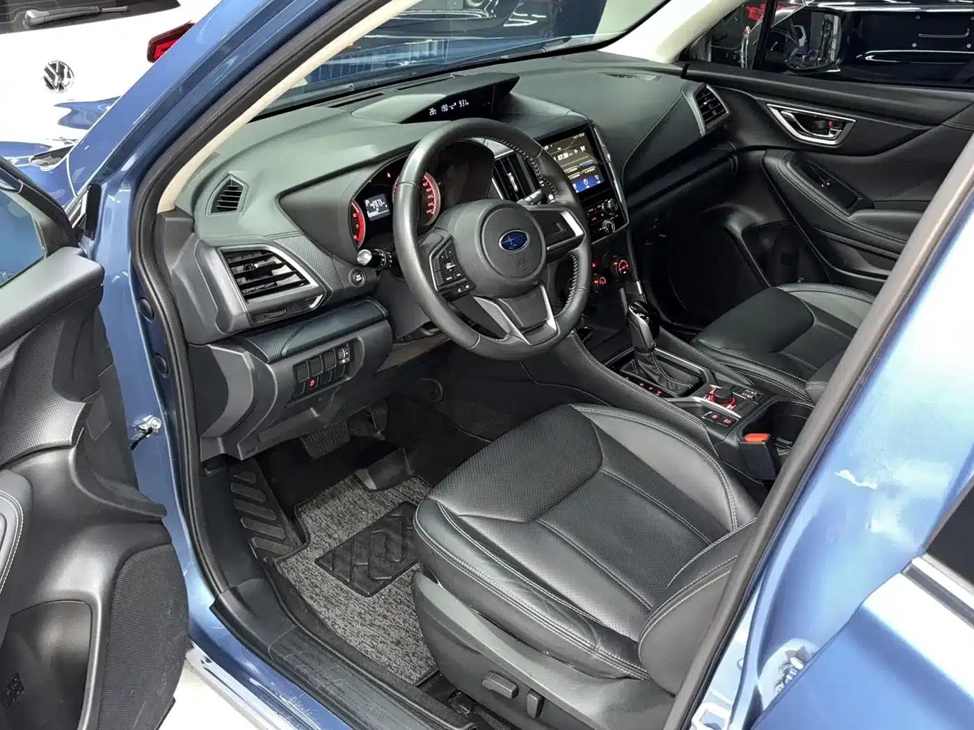 Forester 2020 2.0i Luxury Edition — миниатюра 8