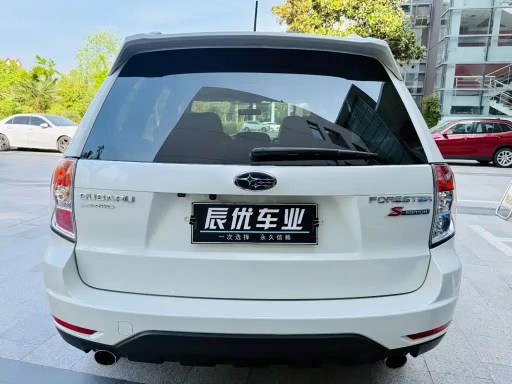 2012 Forester Classic 2.5T S-EDITION Automatic Luxury Edition — миниатюра 4