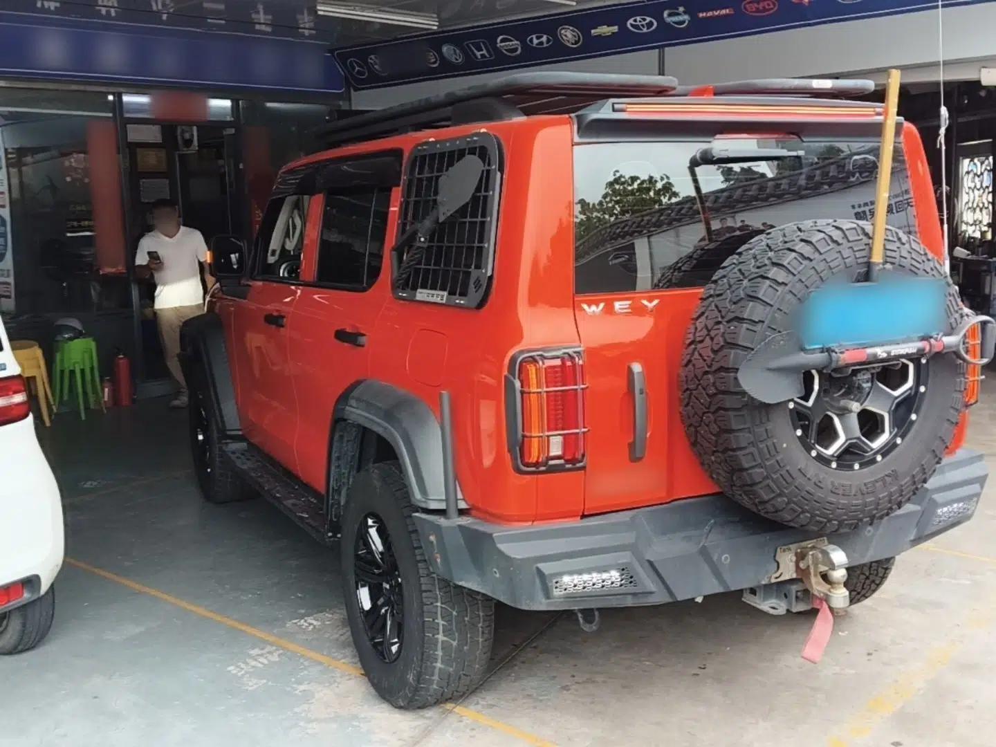 Tank 300 2021 Off-Road Edition 2.0T Conqueror — миниатюра 4