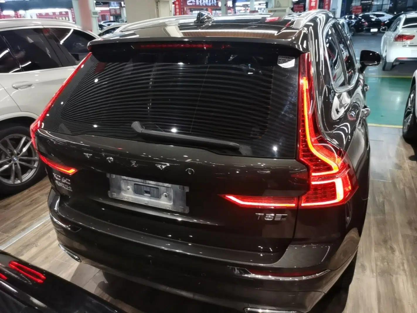 Volvo XC60 2020 T5 4x4 Zhiya Luxury Edition — миниатюра 5