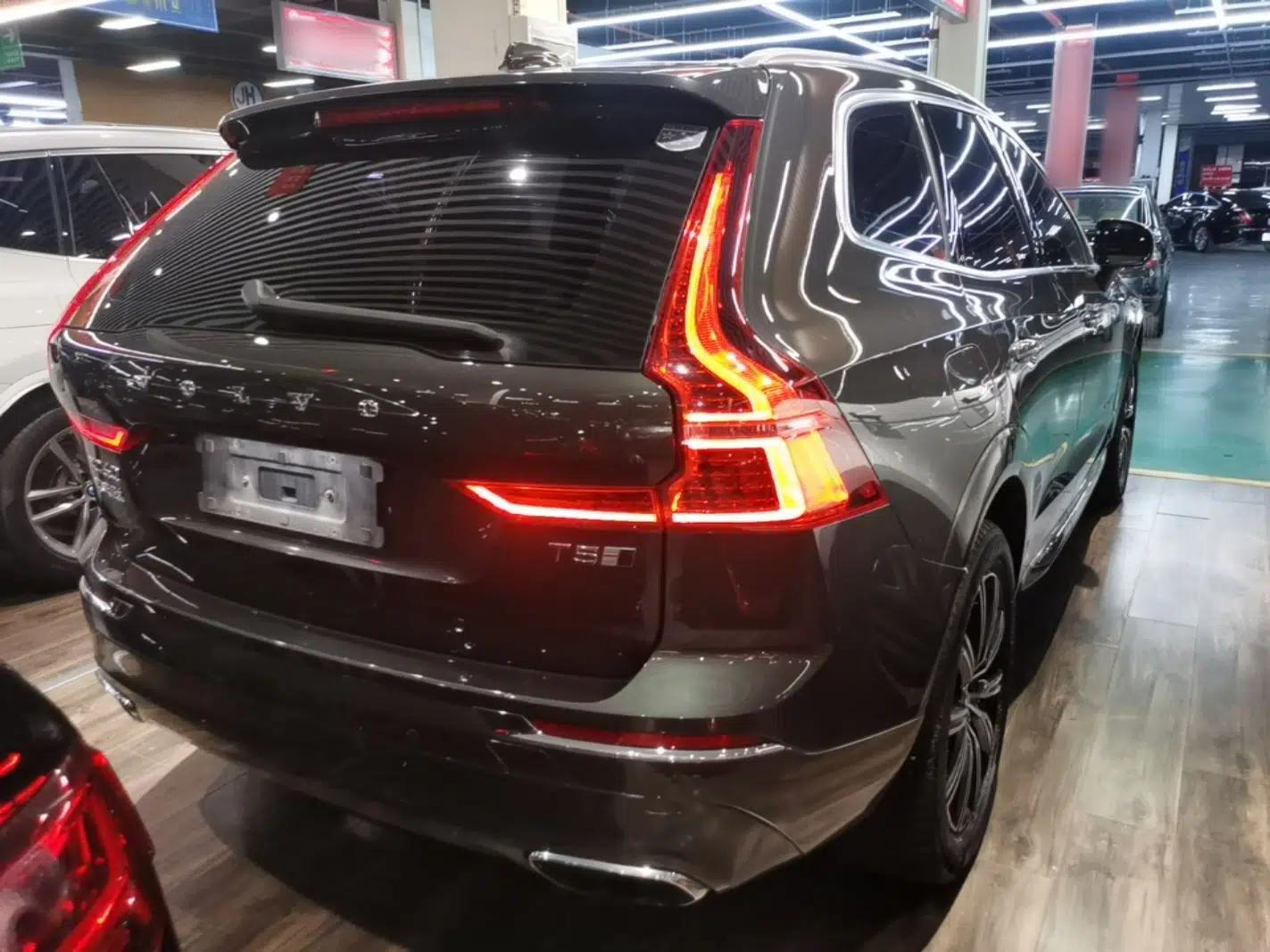 Volvo XC60 2020 T5 4x4 Zhiya Luxury Edition — миниатюра 6