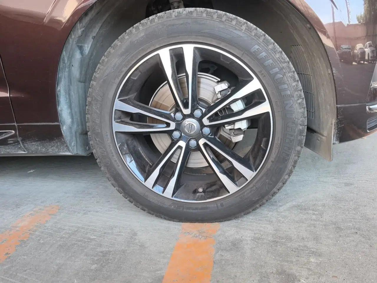 Volvo XC60 2019 T5 4x4 Smart Edition China V Standard — миниатюра 8