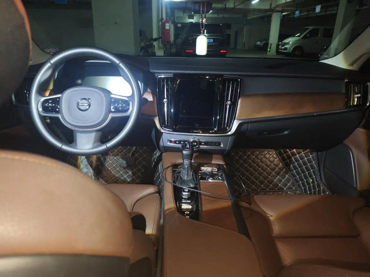 Volvo S90 2020 T5 Zhiyuan Luxury Edition — миниатюра 9
