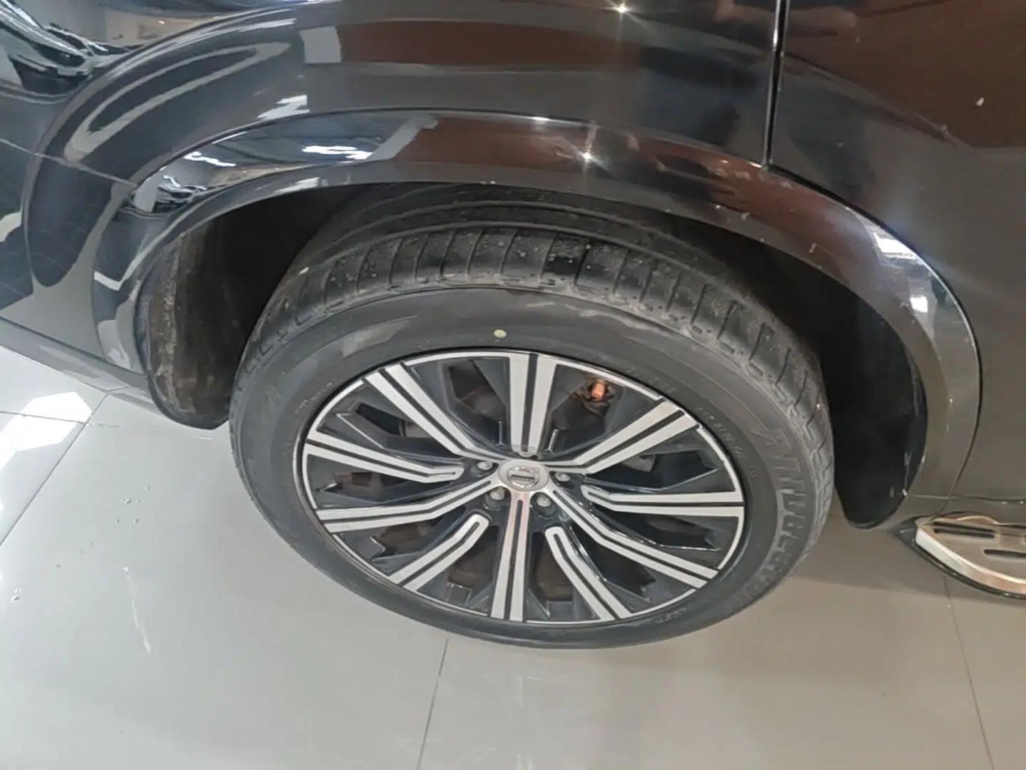 Volvo XC90 2021 B6 Zhiyi Luxury Edition 7-Seater — миниатюра 11