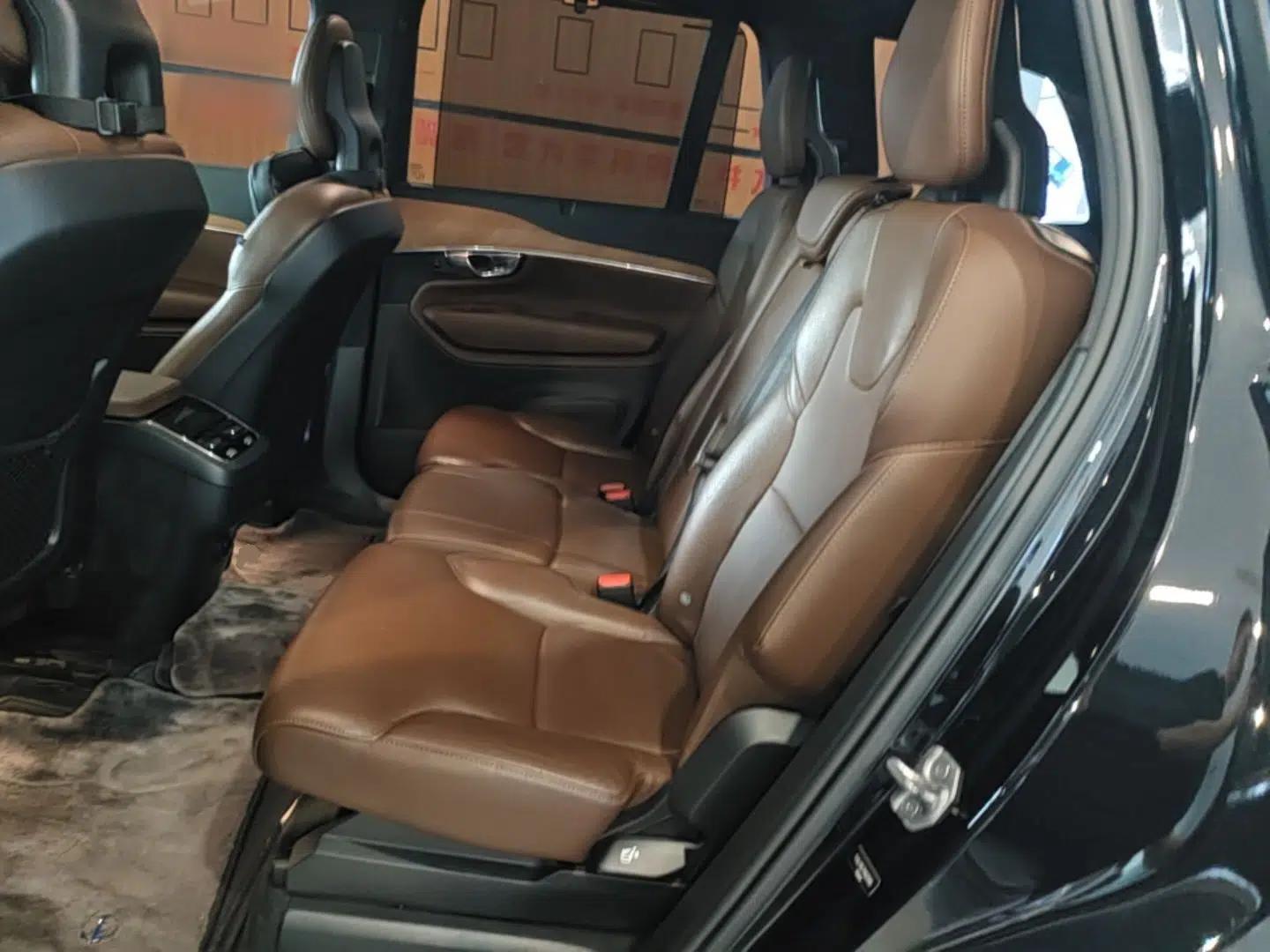 Volvo XC90 2021 B6 Zhiyi Luxury Edition 7-Seater — миниатюра 20