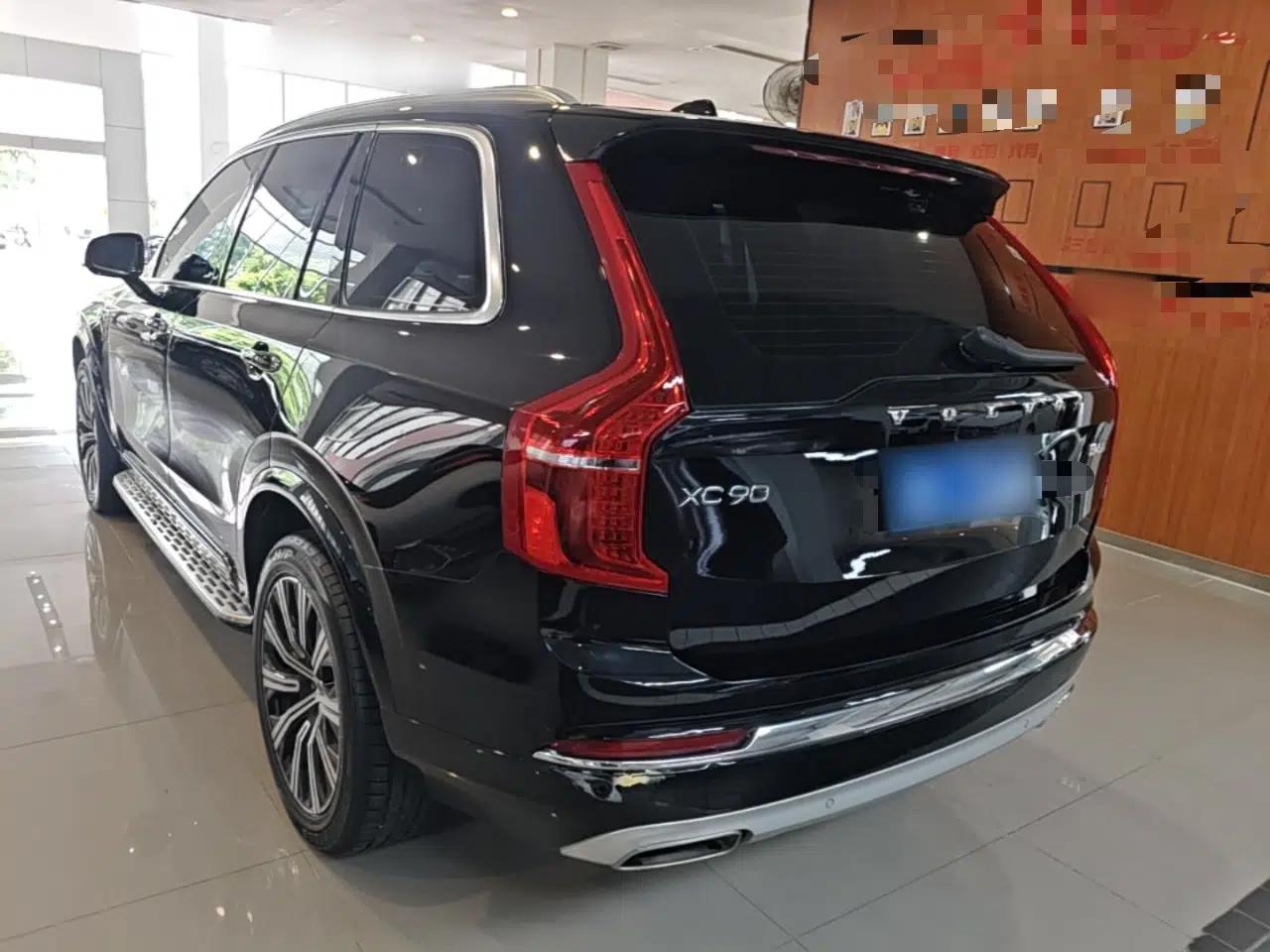 Volvo XC90 2021 B6 Zhiyi Luxury Edition 7-Seater — миниатюра 4