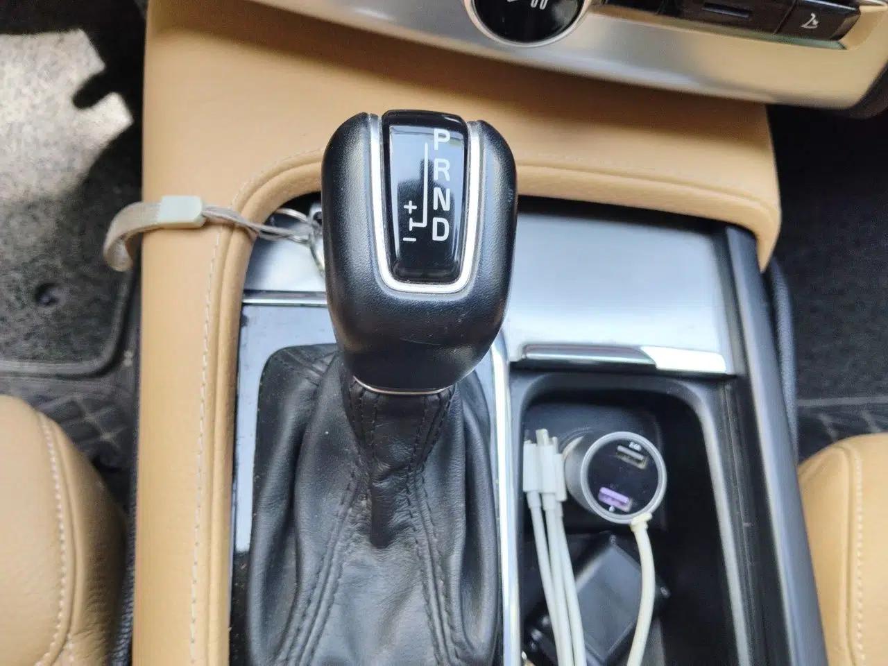 Volvo XC90 2015 T6 Zhiyi Edition 5-seater — миниатюра 14