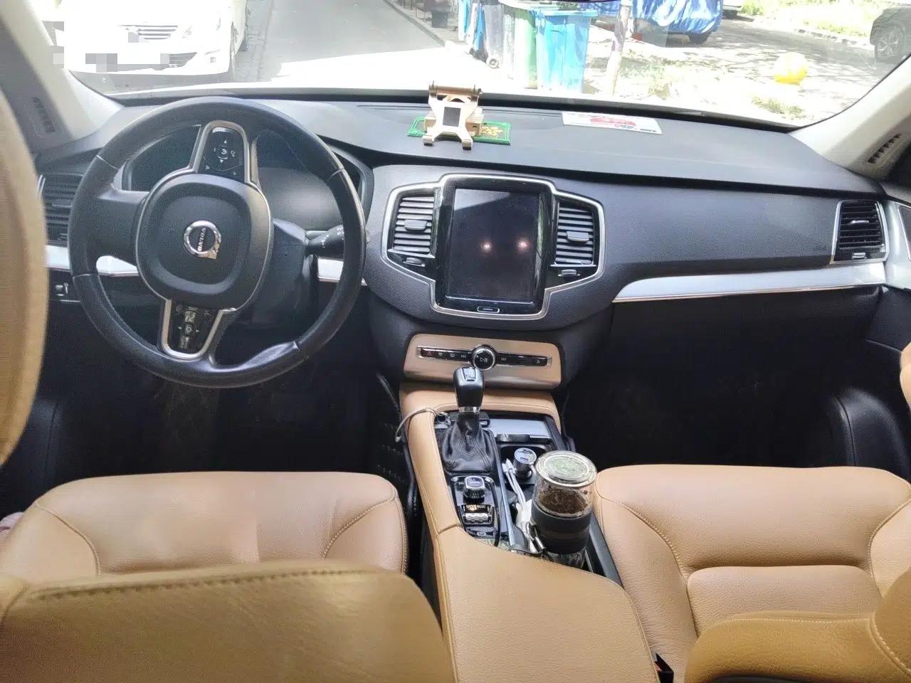 Volvo XC90 2015 T6 Zhiyi Edition 5-seater — миниатюра 9