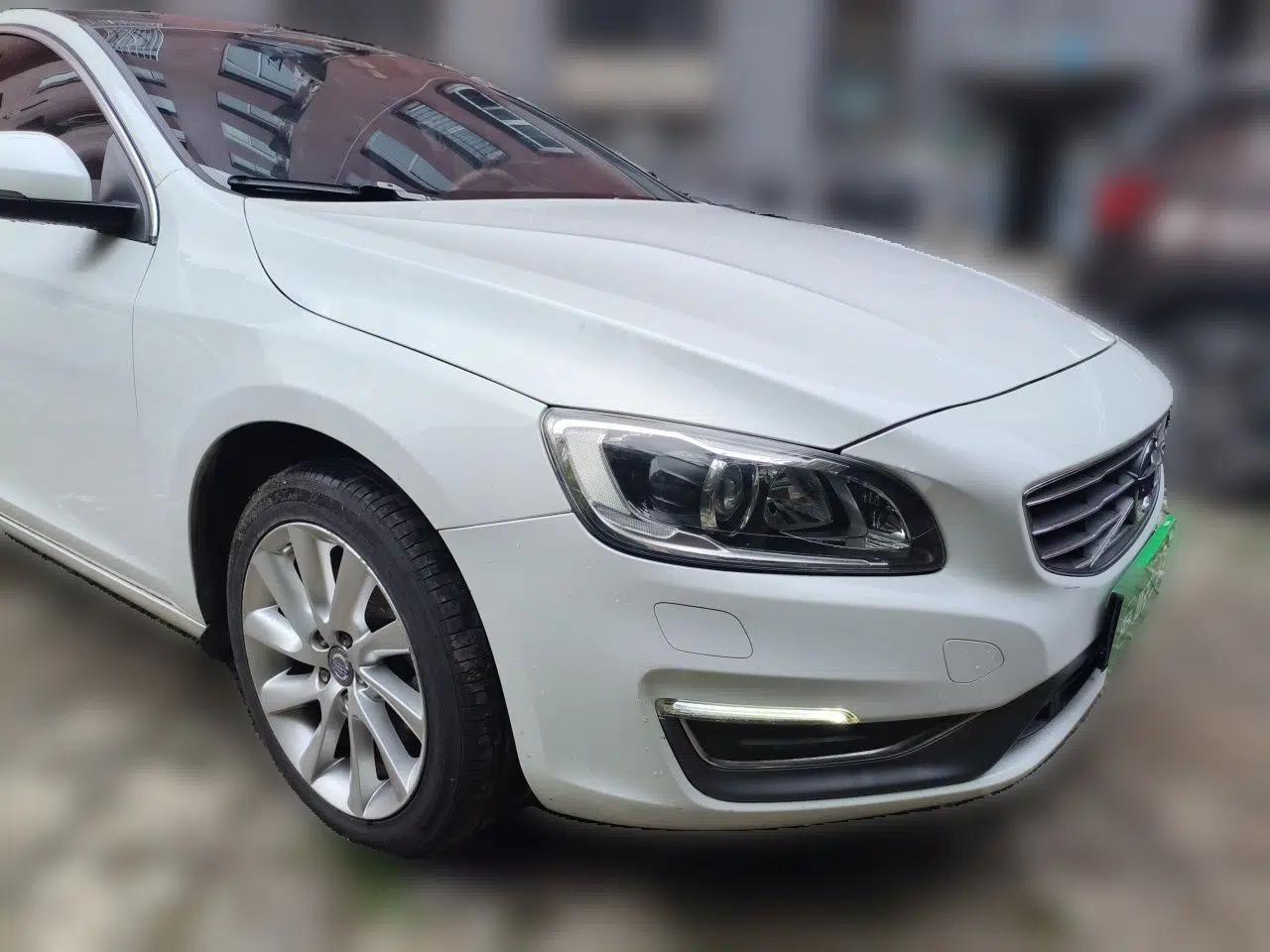 Volvo S60 2016 S60L T4 Zhiyuan Edition — миниатюра 3