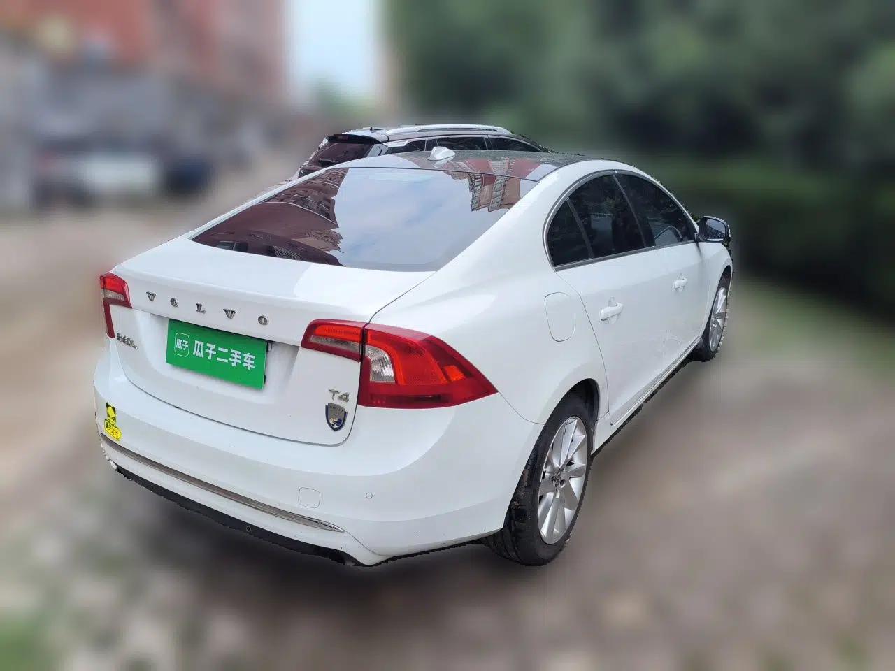 Volvo S60 2016 S60L T4 Zhiyuan Edition — миниатюра 6