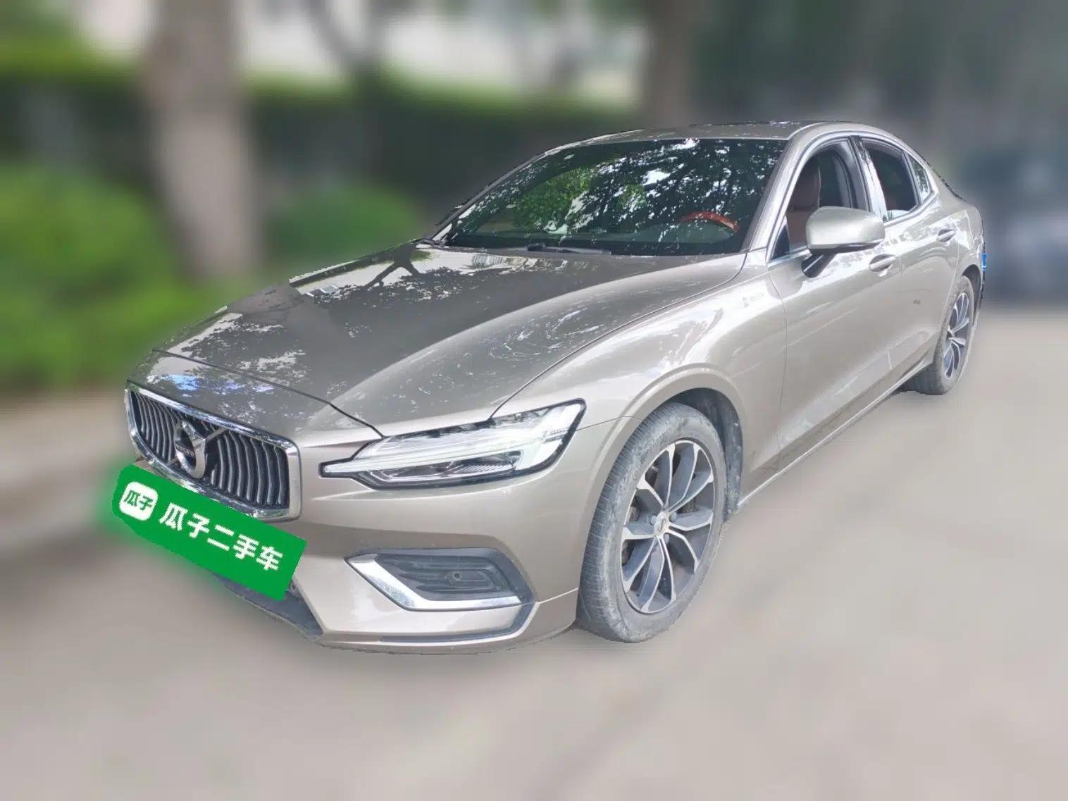 Volvo S60 2020 T4 Zhiyi Luxury Edition — миниатюра 1
