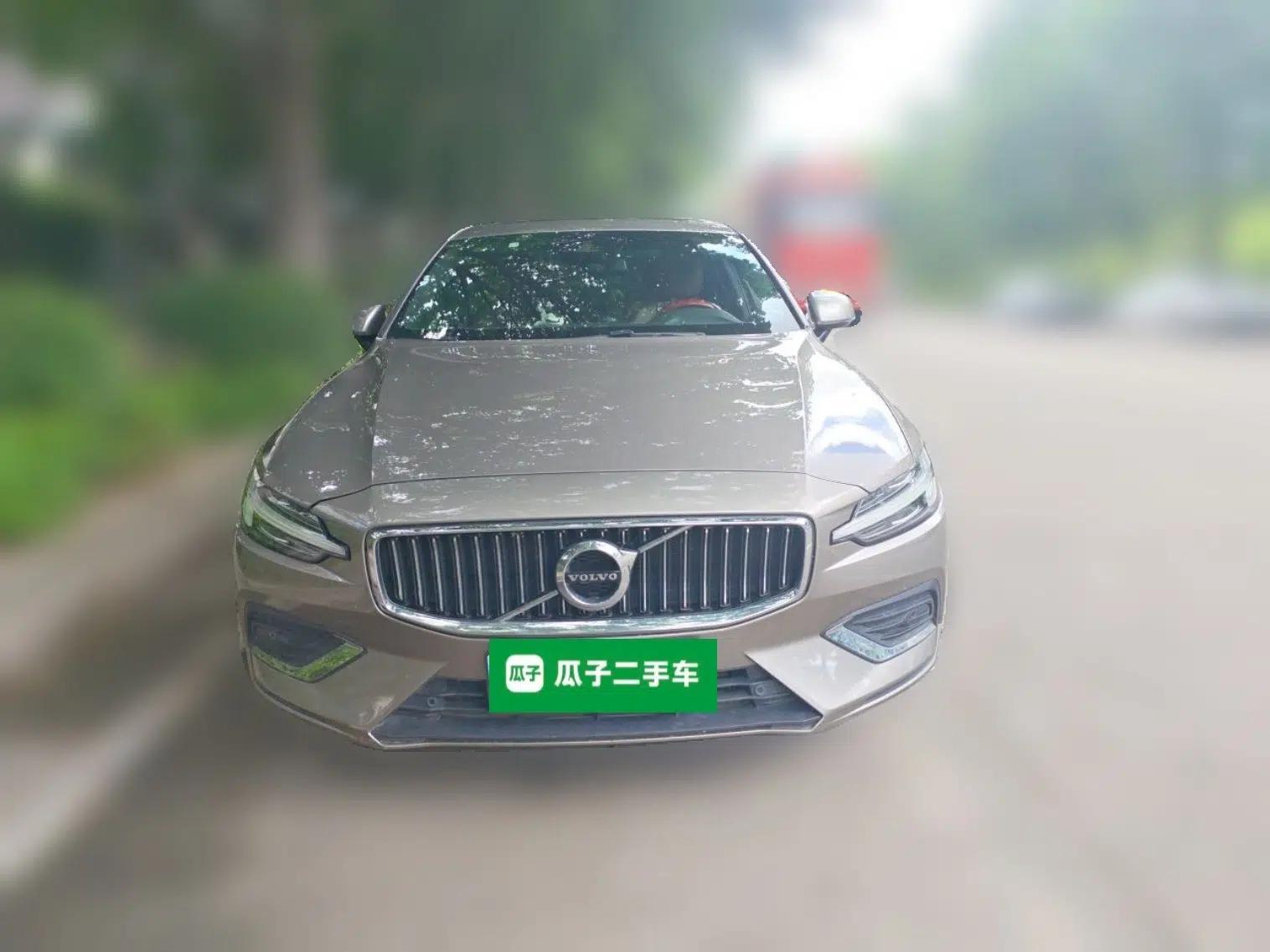 Volvo S60 2020 T4 Zhiyi Luxury Edition — миниатюра 2