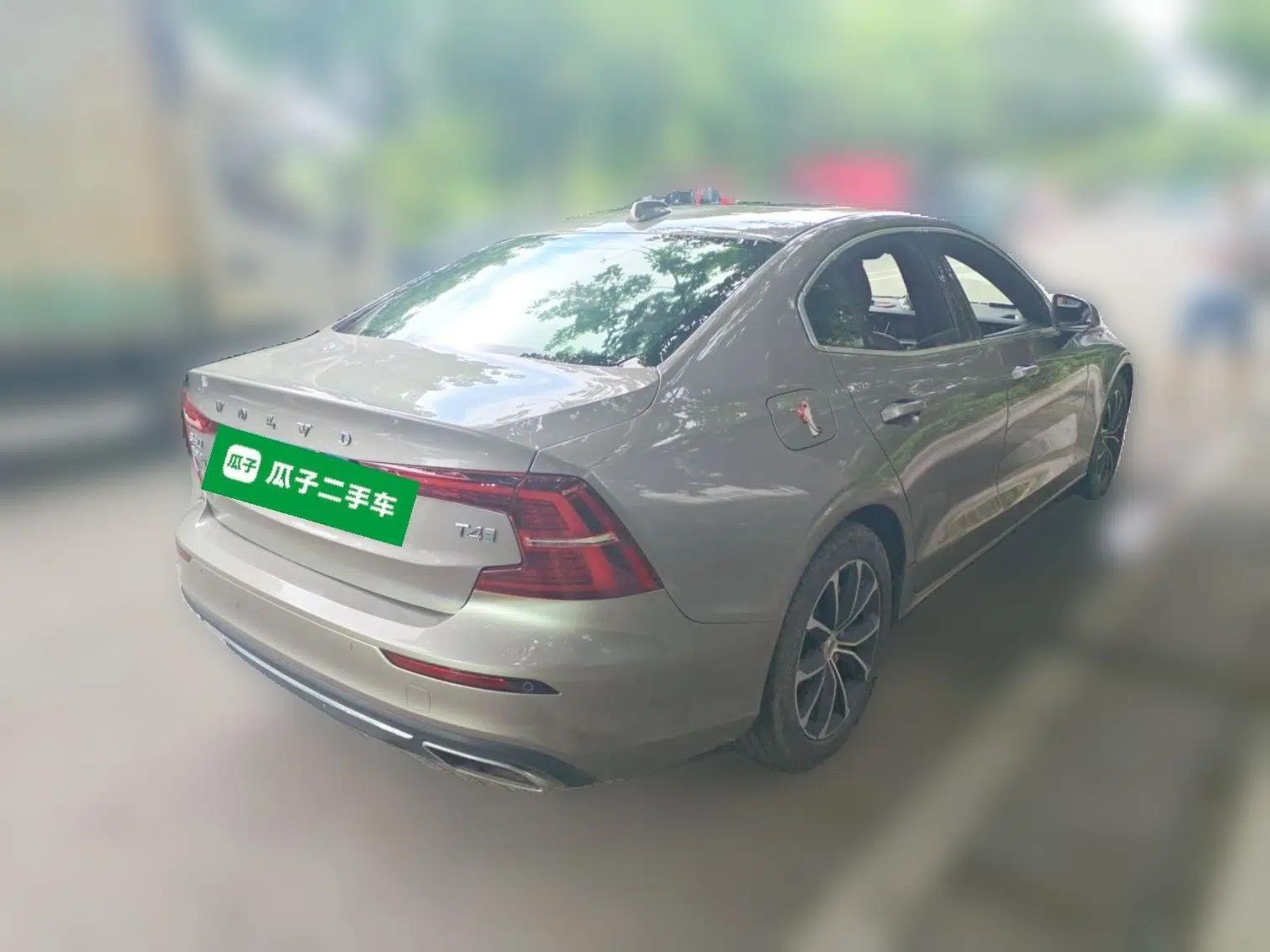 Volvo S60 2020 T4 Zhiyi Luxury Edition — миниатюра 6