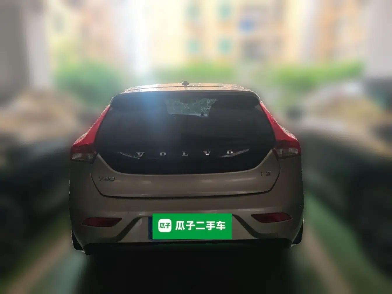 Volvo V40 2017 T3 Zhiyi Edition — миниатюра 5
