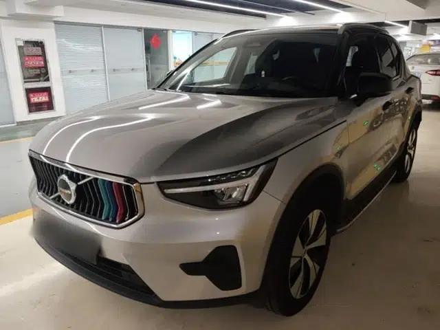 Volvo XC40 2023 B3 Zhiyuan Luxury Edition
