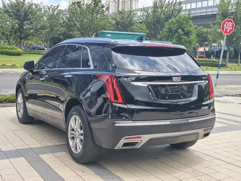 Cadillac XT5 2022 2.0T 2WD Luxury — миниатюра 4