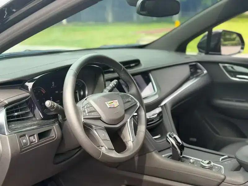 Cadillac XT5 2022 2.0T 2WD Luxury — миниатюра 8