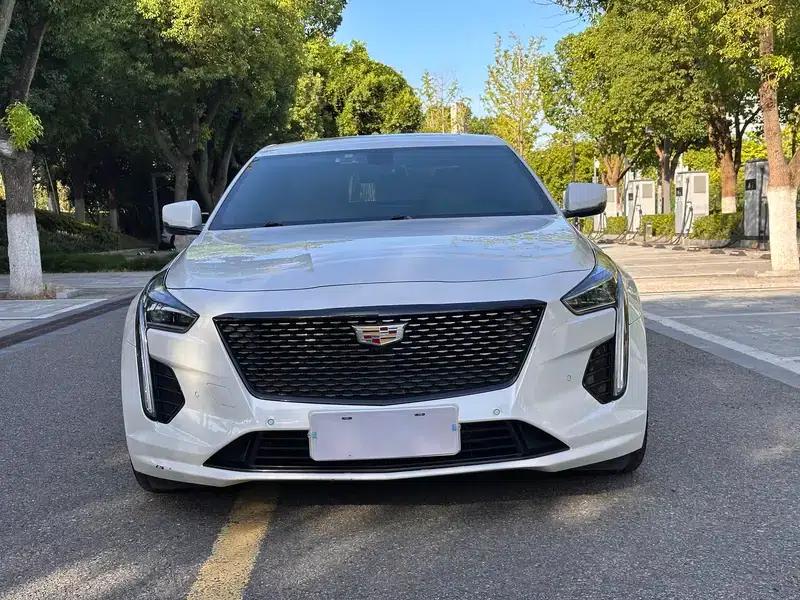 2019 Cadillac CT6 28T Fashion Edition — миниатюра 2