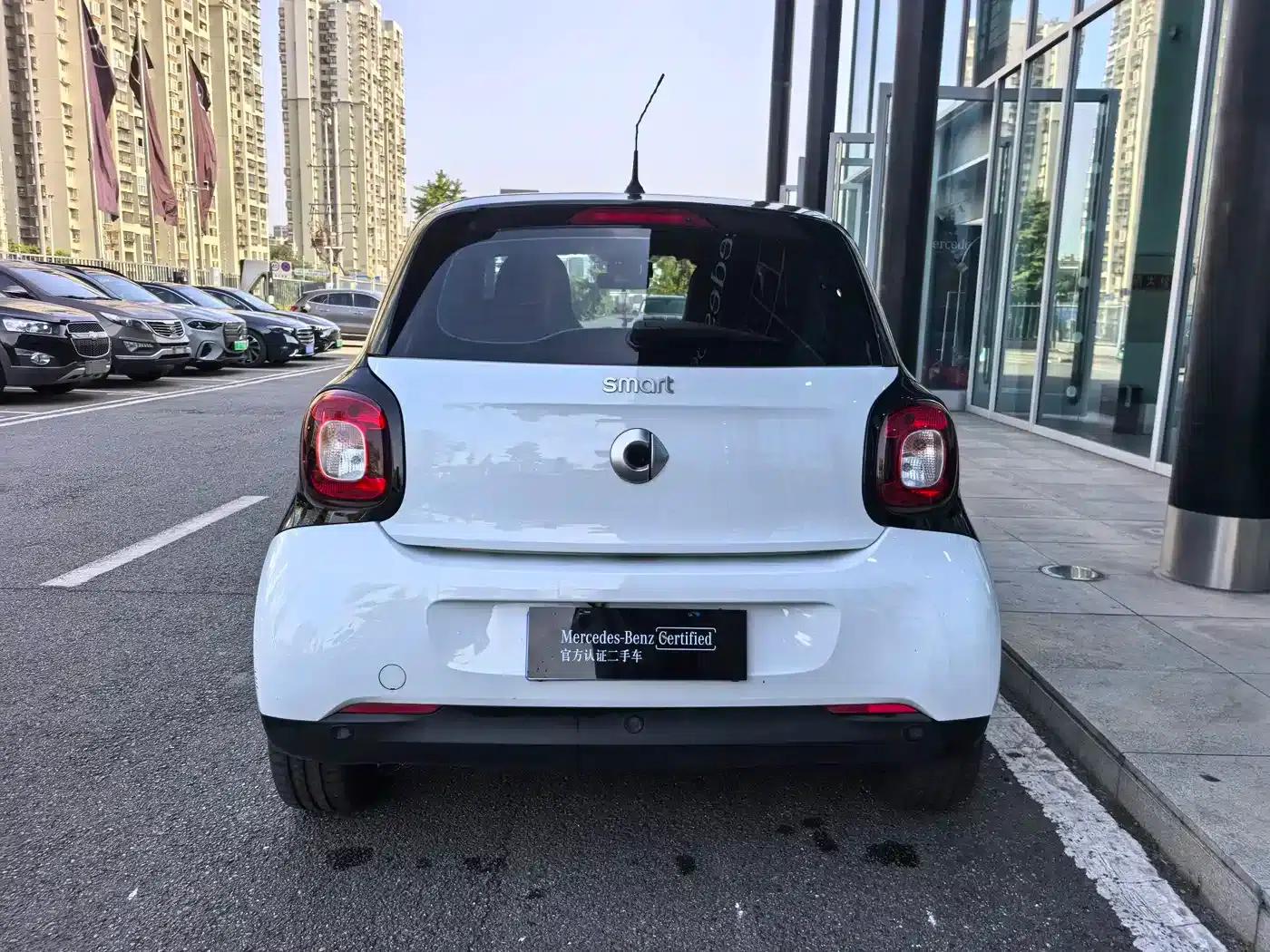 2018 Smart Forfour 1.0L 52kW Passion Edition — миниатюра 14