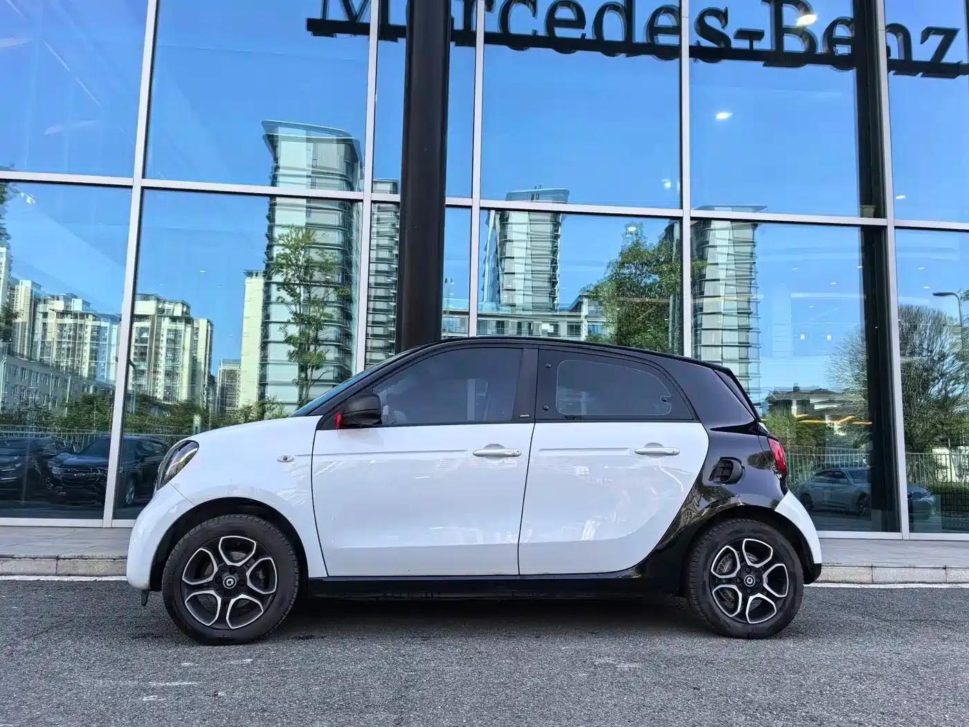 2018 Smart Forfour 1.0L 52kW Passion Edition — миниатюра 4