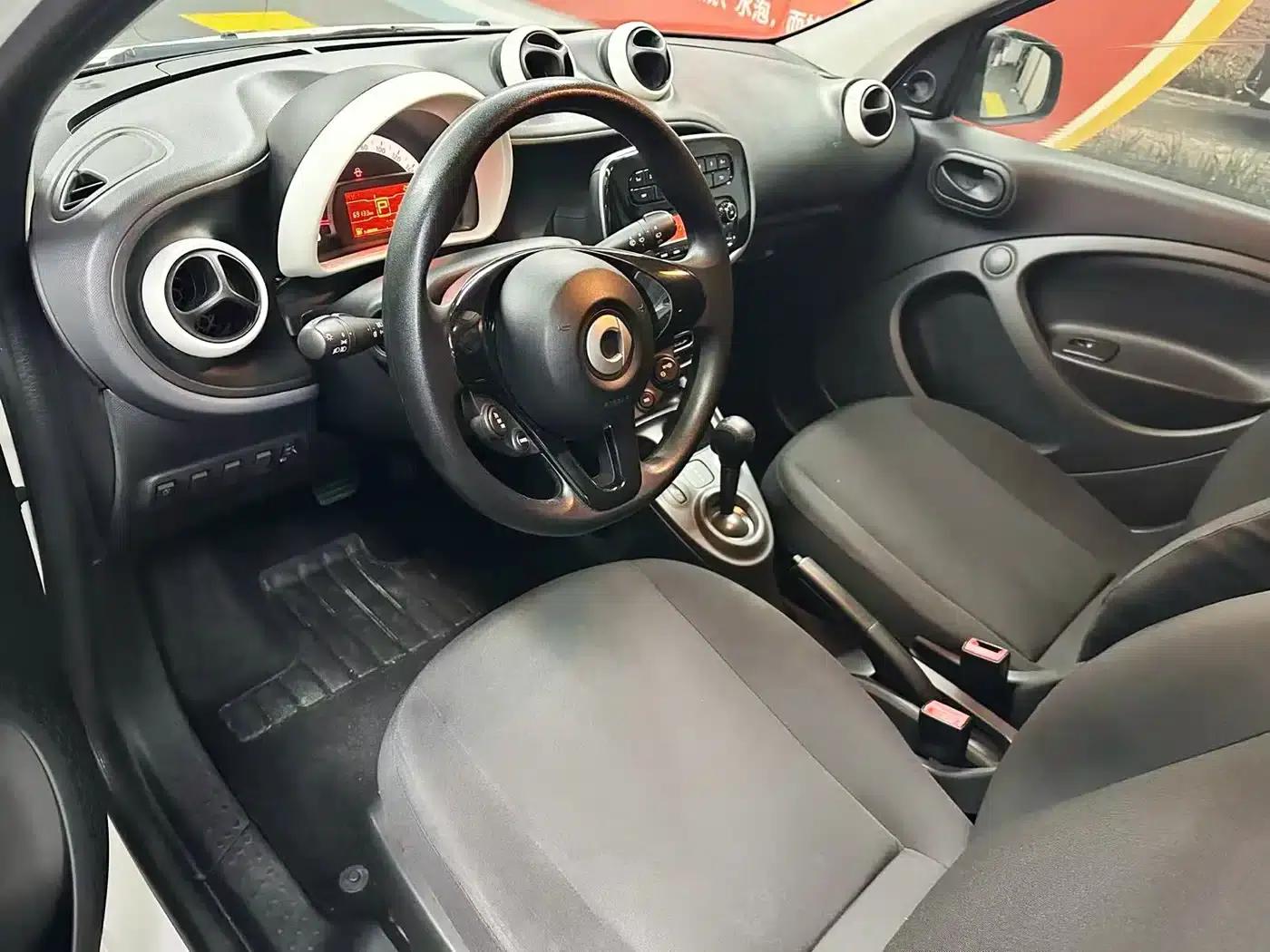 2016 Smart Forfour 1.0L 52kW Dynamic Edition — миниатюра 7