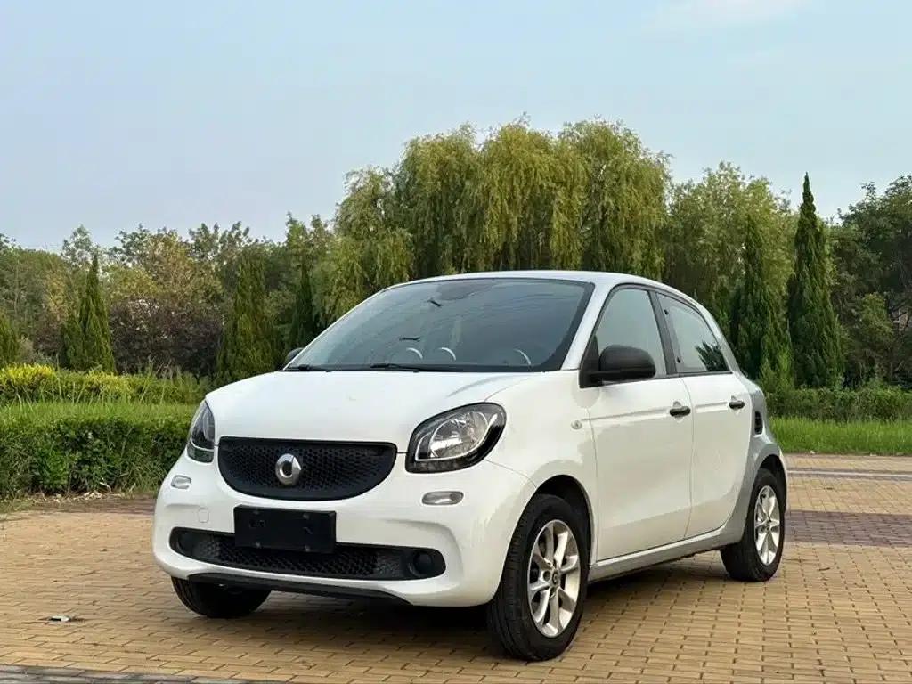 2018 Smart Forfour 1.0L 52kW Dynamic Edition — миниатюра 1