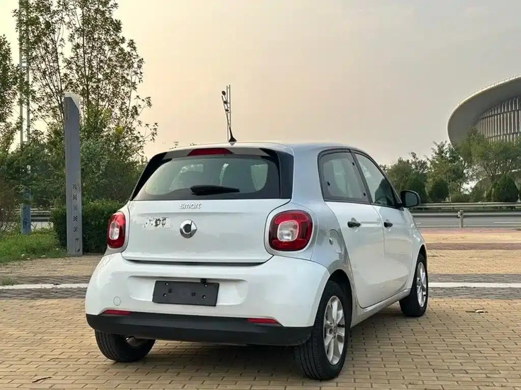 2018 Smart Forfour 1.0L 52kW Dynamic Edition — миниатюра 4