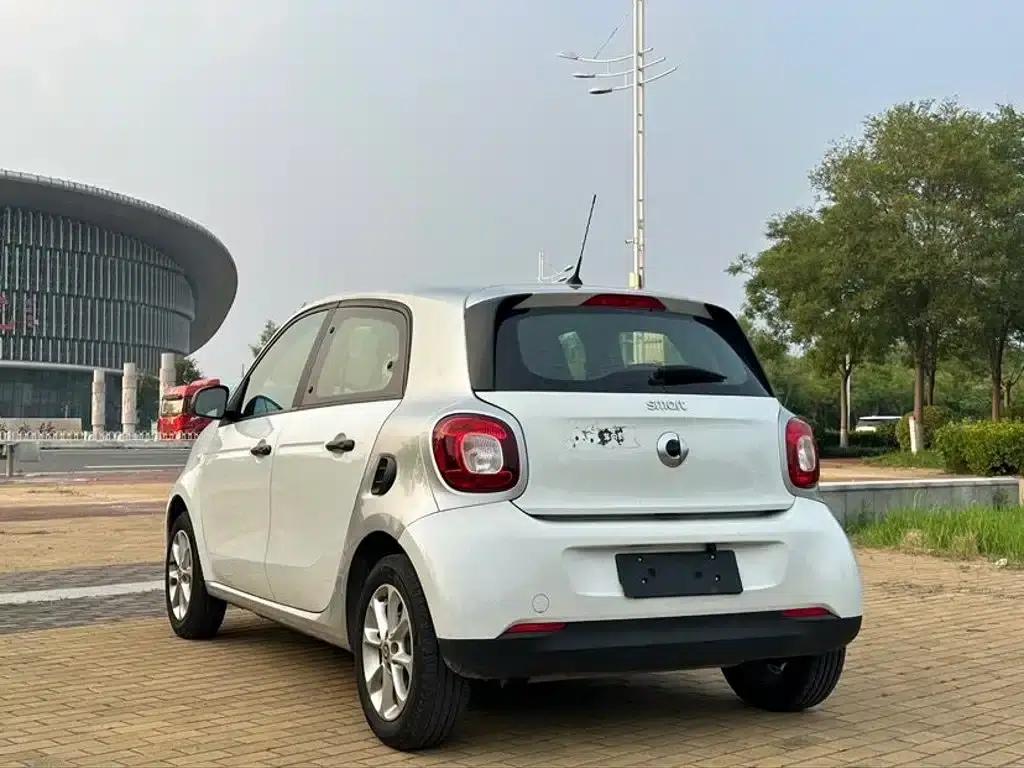 2018 Smart Forfour 1.0L 52kW Dynamic Edition — миниатюра 6