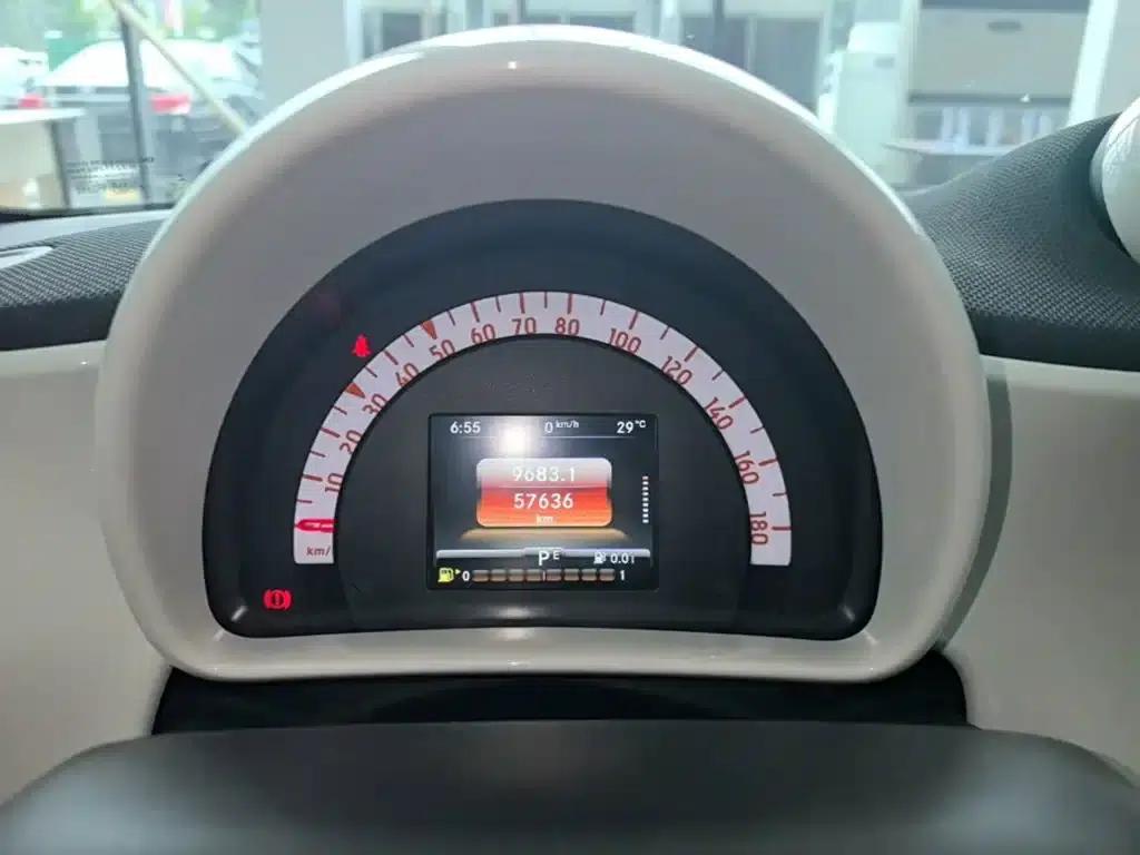 2016 Smart Forfour 1.0L 52kW Passion Edition — миниатюра 12
