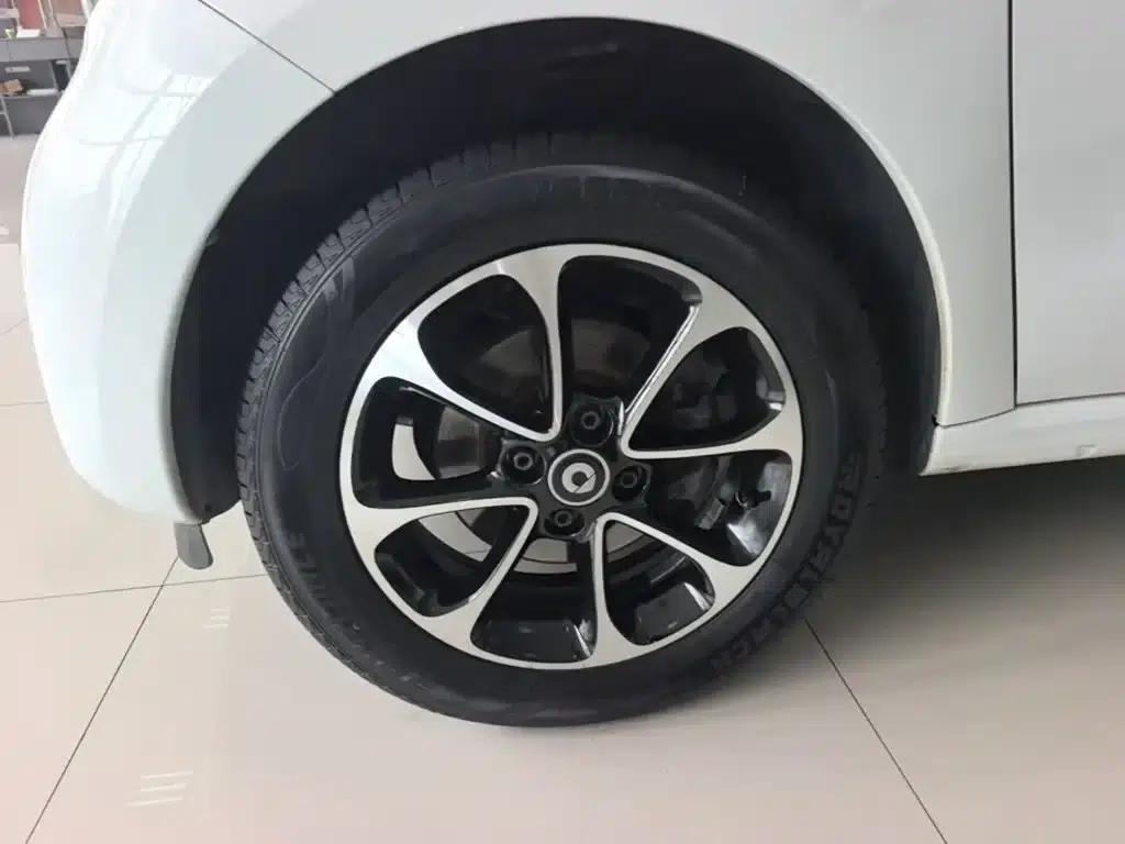 2016 Smart Forfour 1.0L 52kW Passion Edition — миниатюра 23