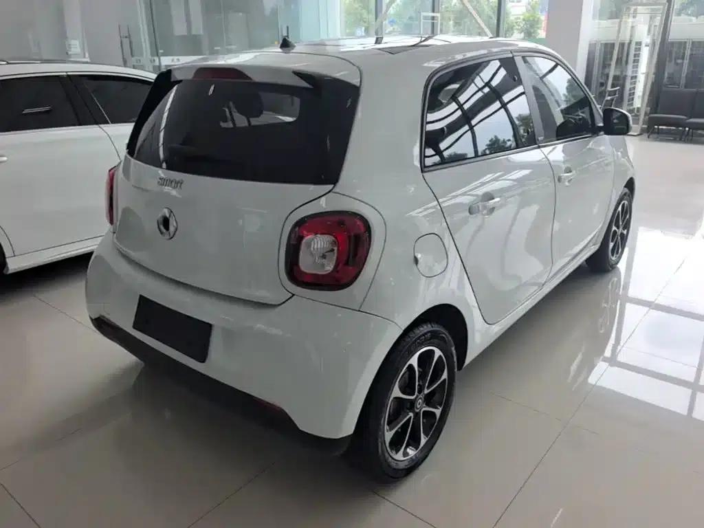 2016 Smart Forfour 1.0L 52kW Passion Edition — миниатюра 7