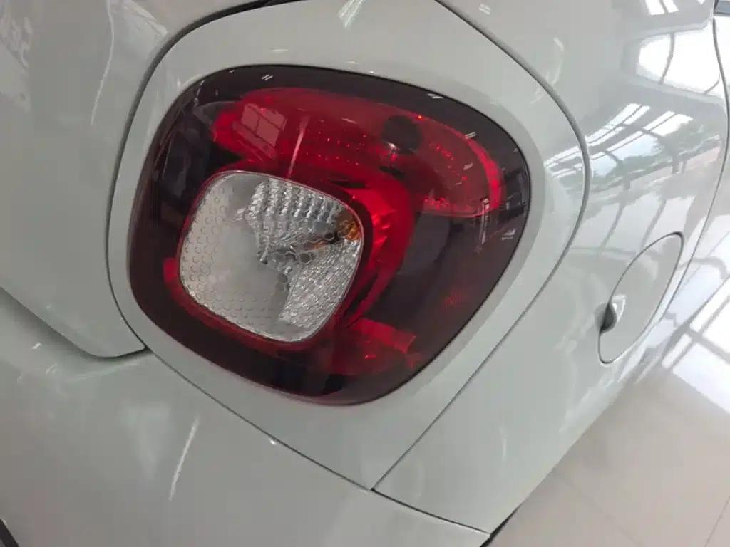 2016 Smart Forfour 1.0L 52kW Passion Edition — миниатюра 8