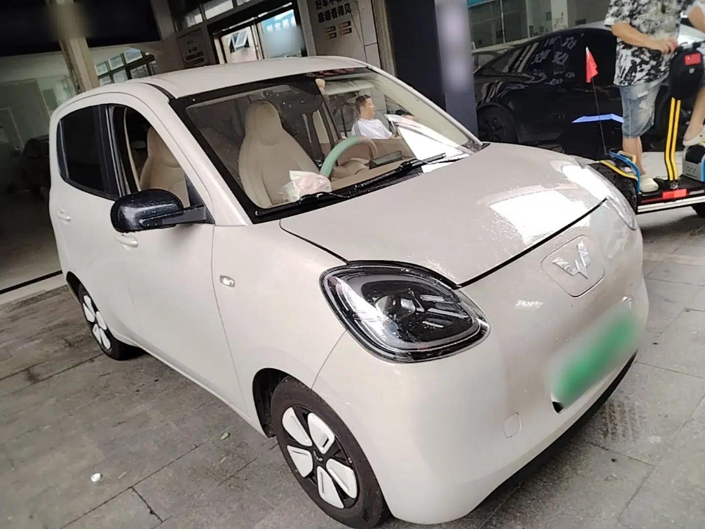 Wuling Hongguang MINIEV 2025 Four-Door Version Advanced Edition — миниатюра 3