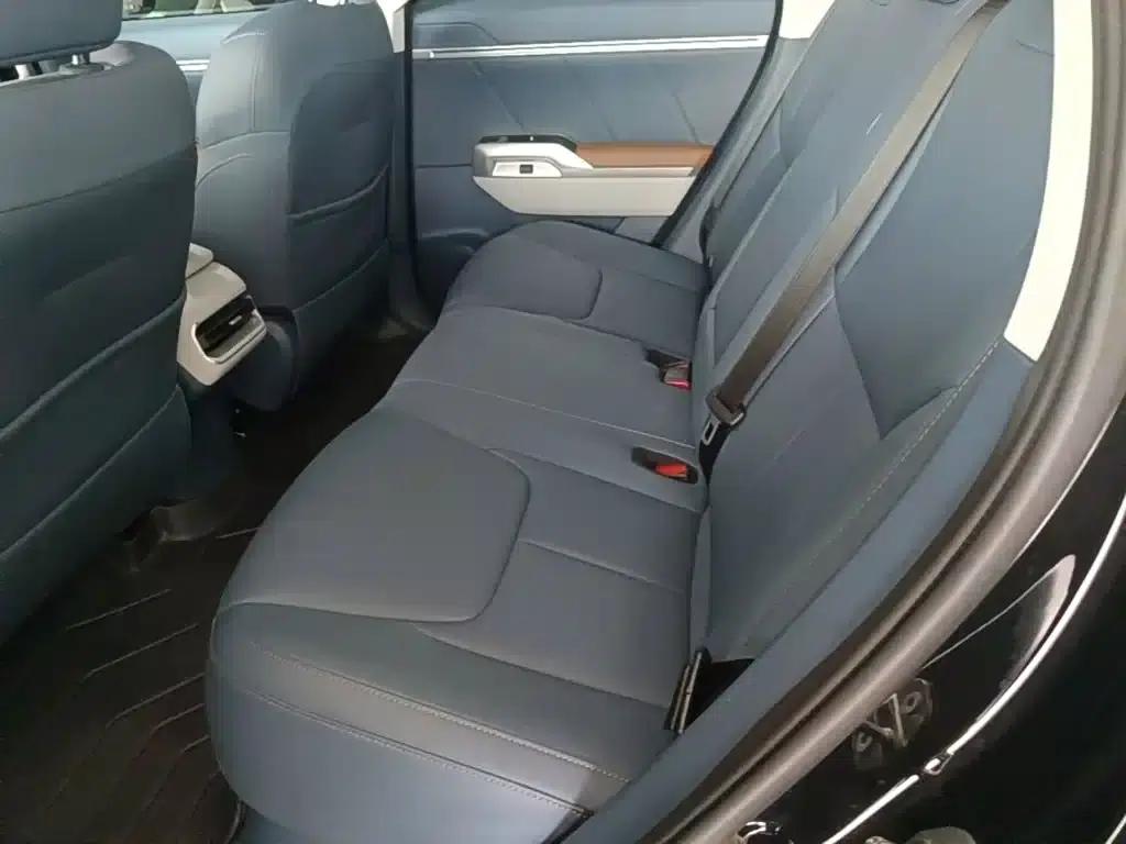 Dark Blue G318 2024 Model, 4WD Air Suspension Version — миниатюра 17