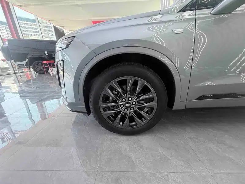 Cadillac XT6 2025 2.0T Executive Black Label Edition — миниатюра 8