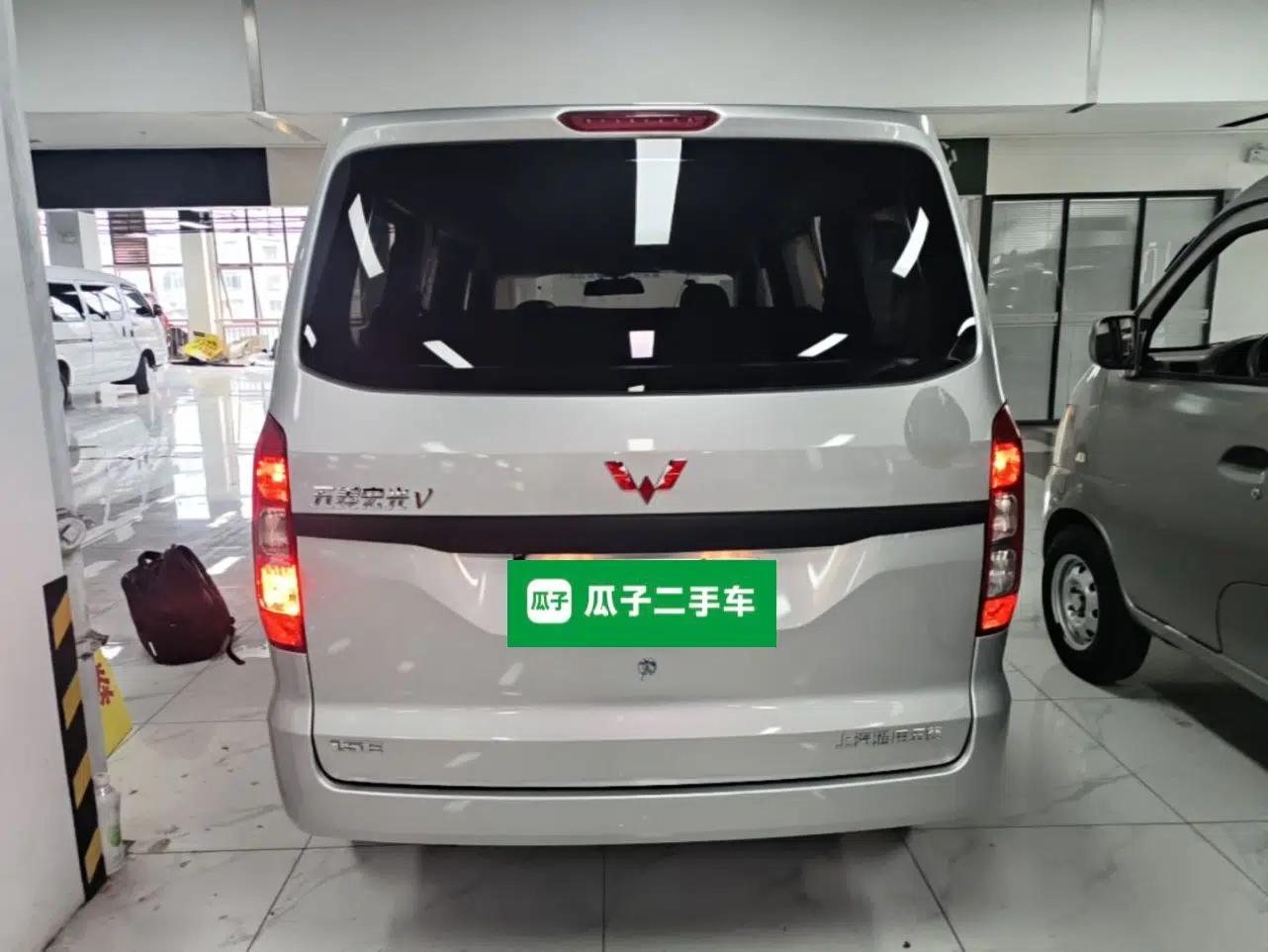 Wuling Hongguang V 2022 1.5L Jingqu Edition Electric-Assist LAR — миниатюра 5