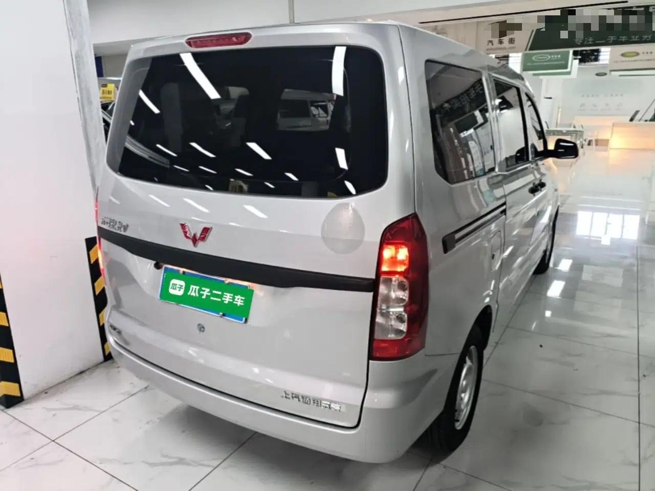 Wuling Hongguang V 2022 1.5L Jingqu Edition Electric-Assist LAR — миниатюра 6