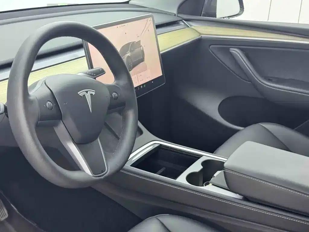 Model Y 2022 Facelift Rear-Wheel Drive Version — миниатюра 5