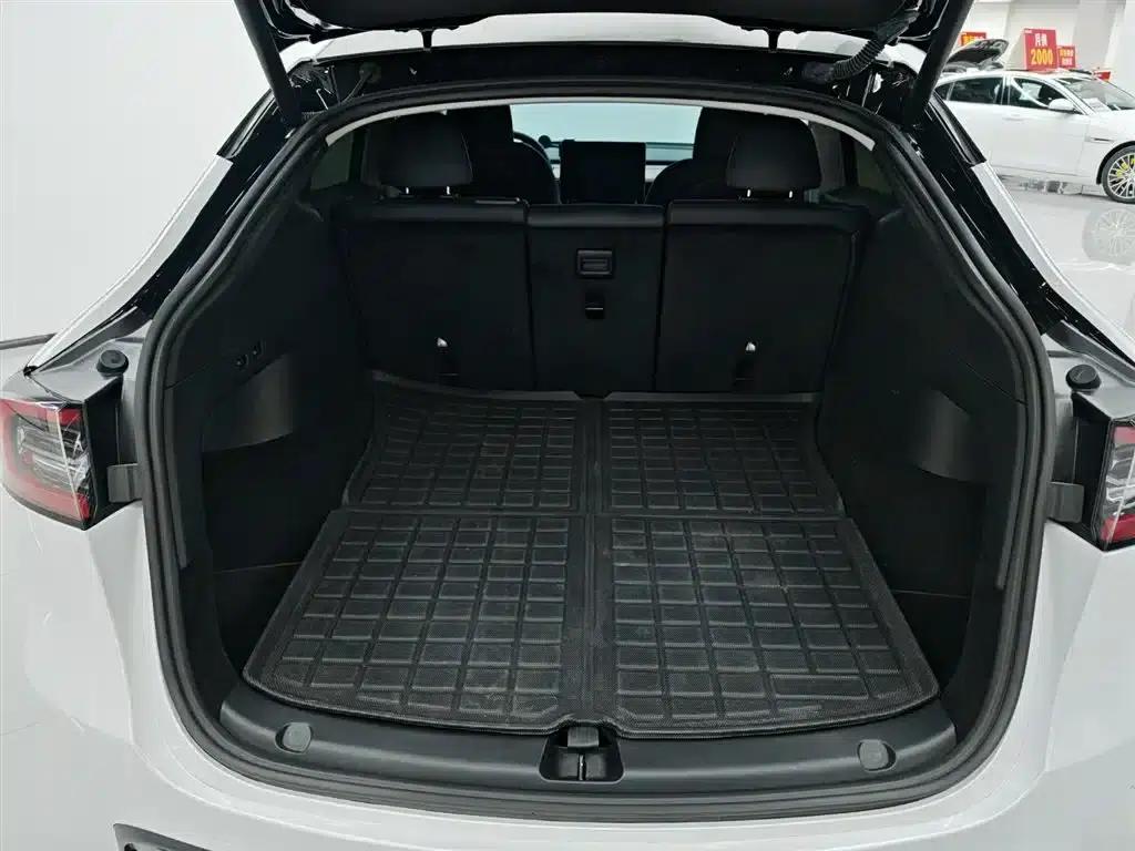 Model Y 2022 Rear-Wheel Drive — миниатюра 13