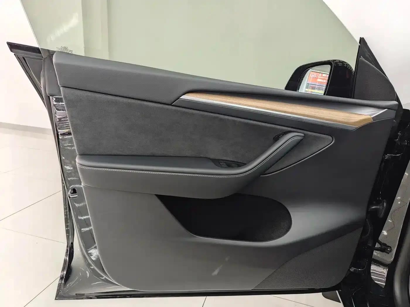 Model Y 2022 Facelift Rear-Wheel Drive Version — миниатюра 12